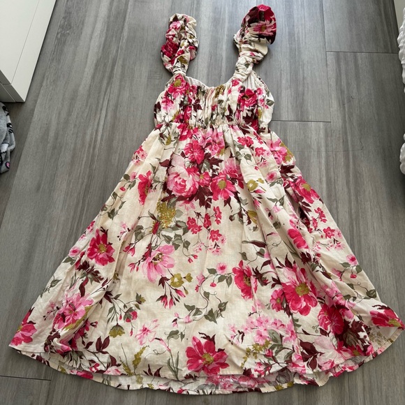 Abercrombie & Fitch Puff Strap Babydoll Mini Dress. size Medium Tall. Floral. - Picture 6 of 7